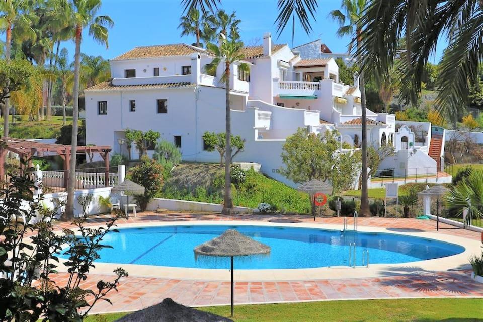 Lägenhet Lovely 2 Bedroom In Oasis De Capistrano, Nerja